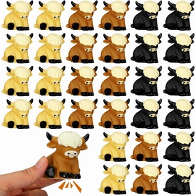 30 Pcs Highland Cow Float Bath Toy Baby Rubber Water Squirting Highland Cow Squeaky Toy Bulk Figurine Statues Decor for Spring Summer Birthday Party(Multicolor)
