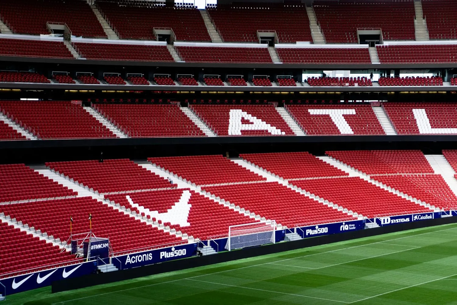 Atletico de Madrid Jersey 2025. at. Madrid Home Shirt 24/25 J. Alvarez 19#. 100% Polyester.