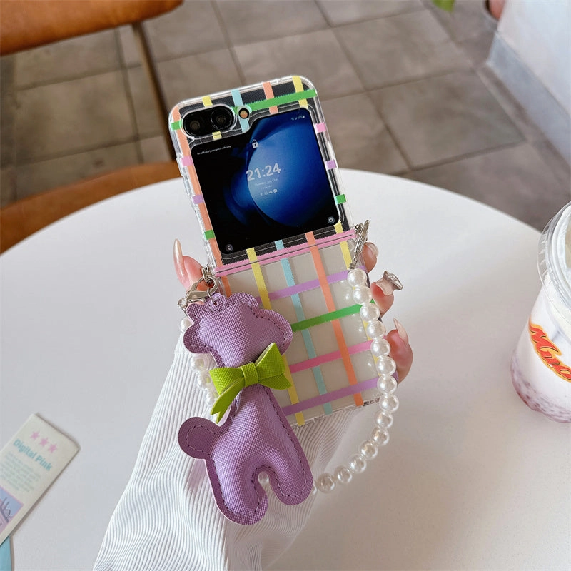 Delight Plaid Teddy Charm Case - Samsung