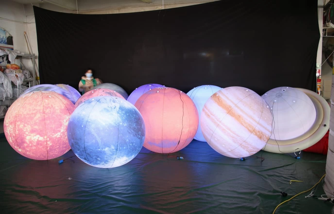 Inflatable Space Planets Solar System Set- 8 Planets  Pluto Sun and Moon-11 Pieces, Astronomy for Education Galaxy Space Theme Party Decoration (8 Balloons, 40 inches)