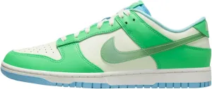 NIKE Women's Green Shock-Aquarius Blue Basketball Shoes, 12 UK, Green Shock Aquarius Blue, 12