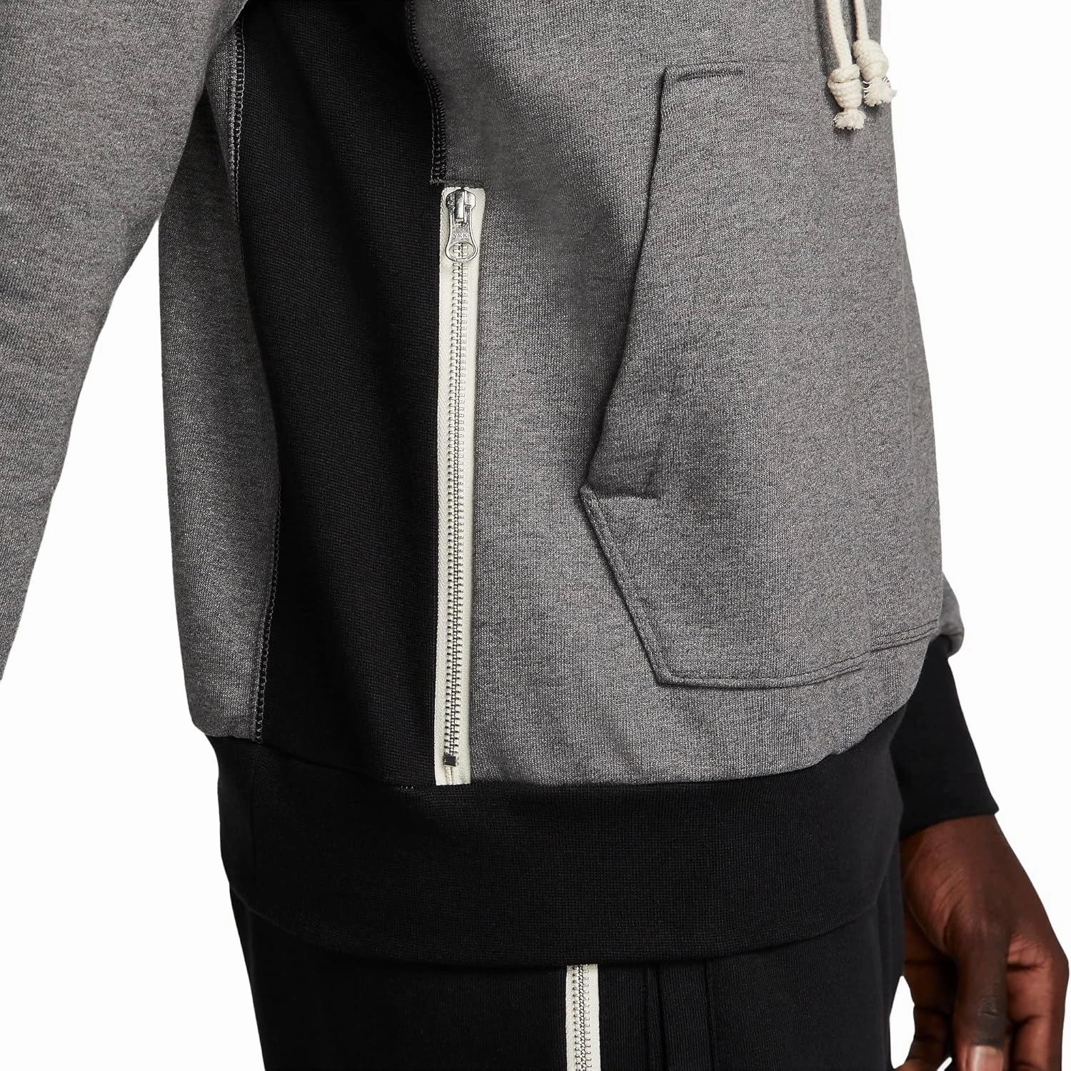 Nike Dri-FIT Standard Issue Men's Pullover Basketball Hoodie