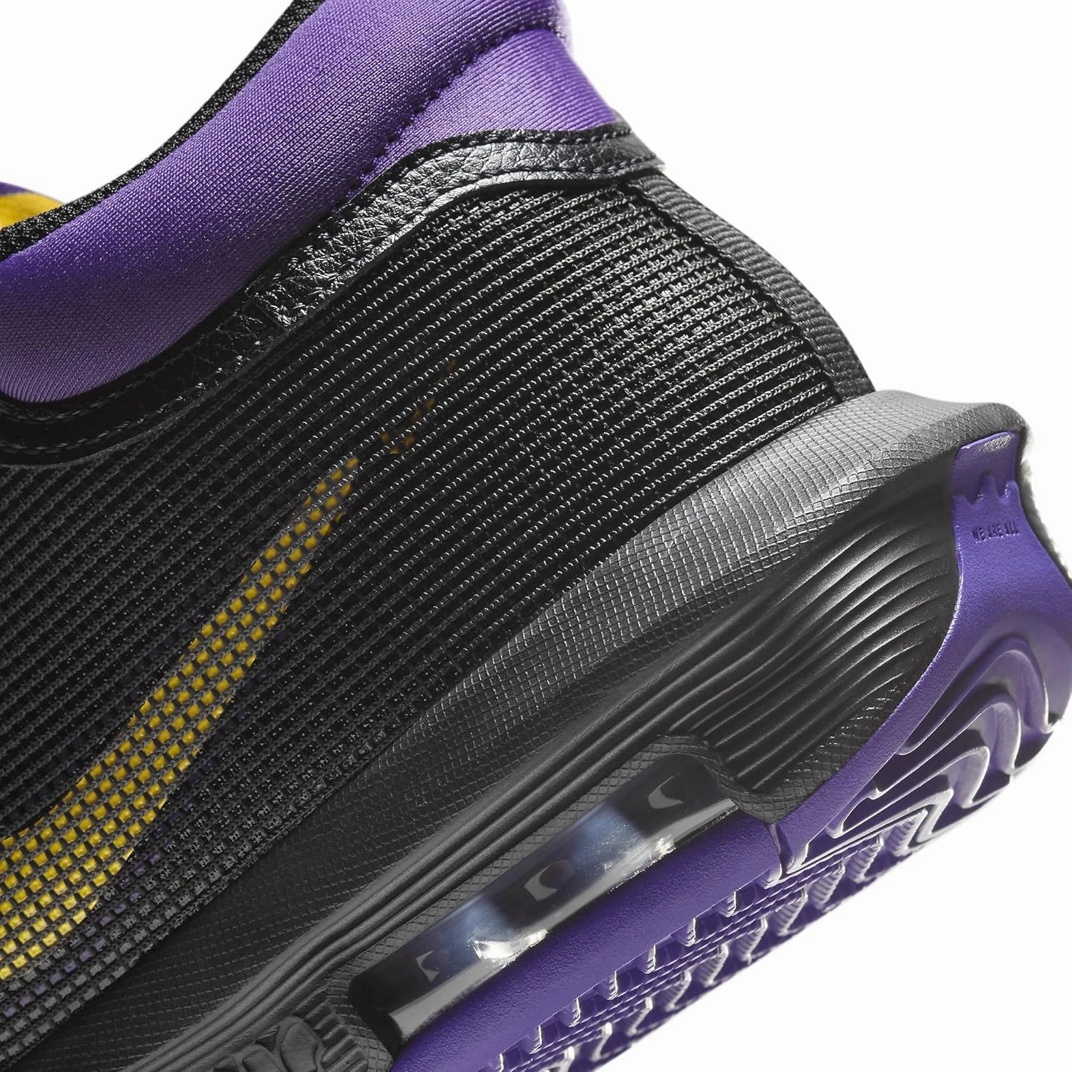Nike Men's Basketball Shoe, 0