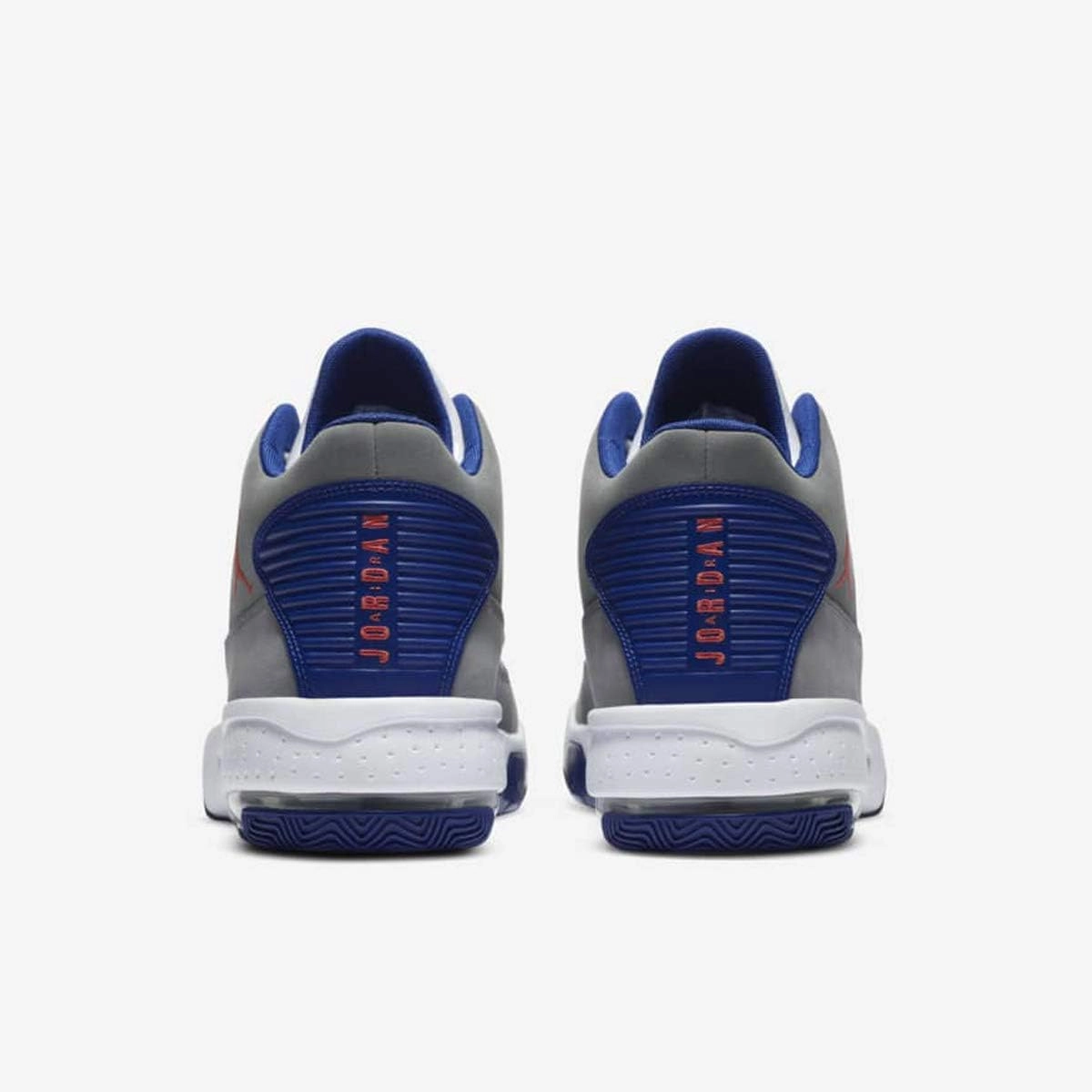 Nike Men's Basketball Shoe