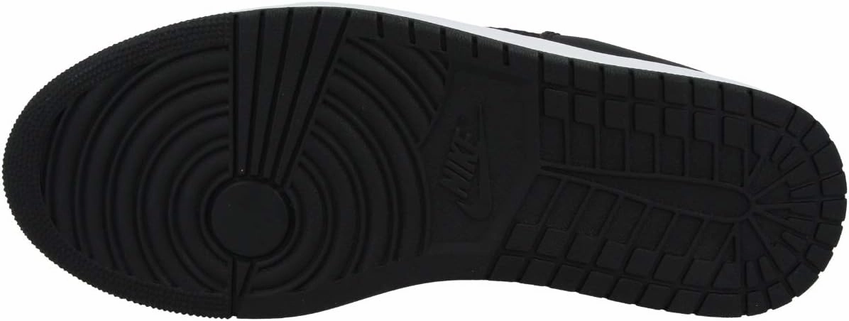 Nike Men's Basketball Shoe