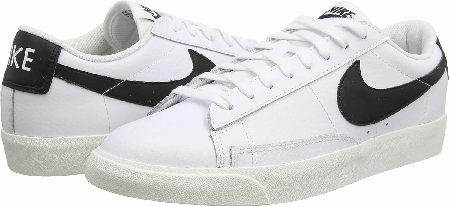 Nike Men's Classic Basketball Shoe
