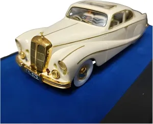 Resin Car Vehicle Model Fit for Daimler DK400 1 43 Alloy Simulation Classic Car Model White Static Collection Ornaments Handicrafts Festive Deluxe Gift