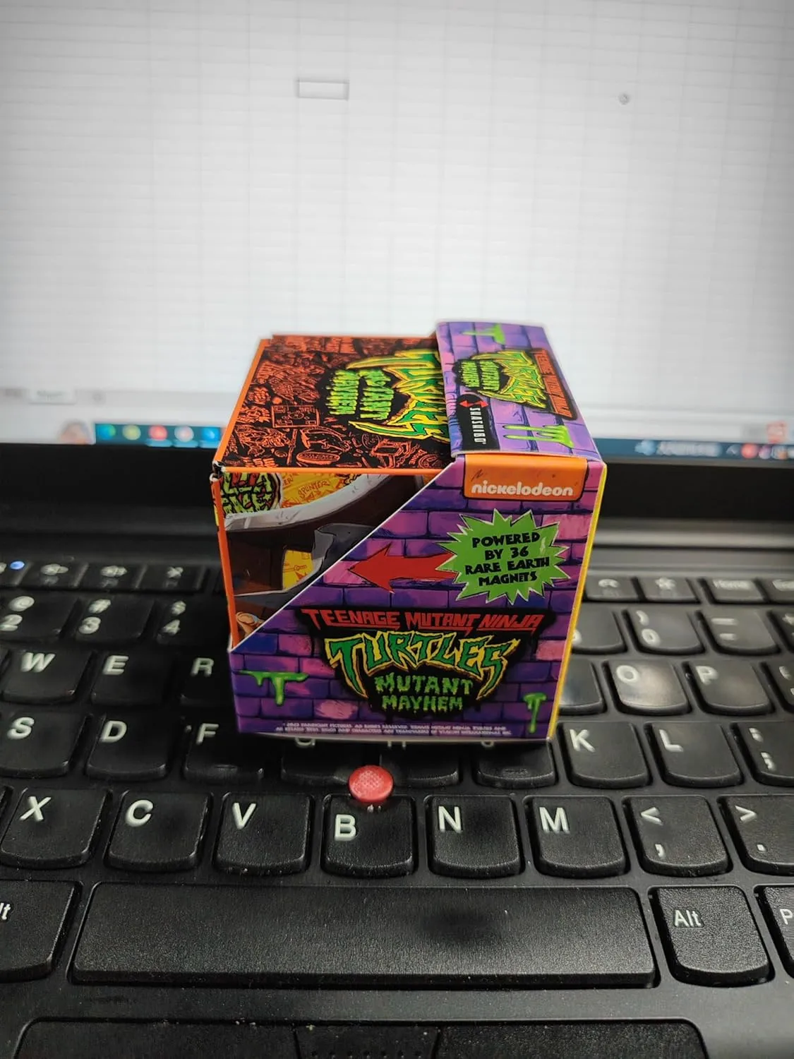 SHASHIBO Teenage Mutant Ninja Turtles Shape Shifting Box - STEM Magnetic Fidget Cube That Transforms Into Over 70 Shapes, Download Fun in Motion Toys Mobile App (Mikey)