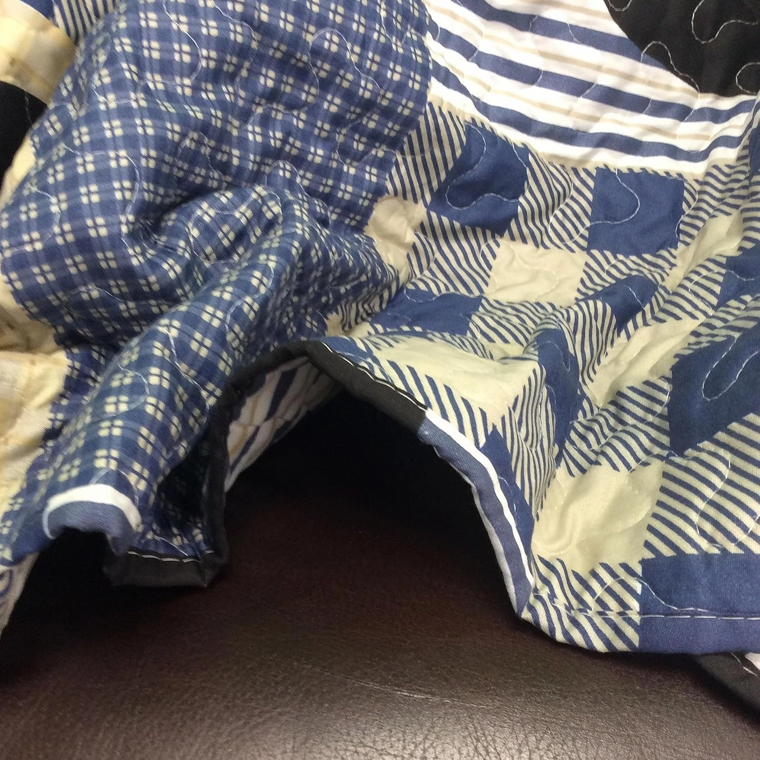 Virah Bella 3 Piece King Lodge Quilt Bedding Set - Black Bear Plaid - Rustic Cabin Country Reversible Camping Comforter Set with Decorative Pillow Shams, Blue/Black