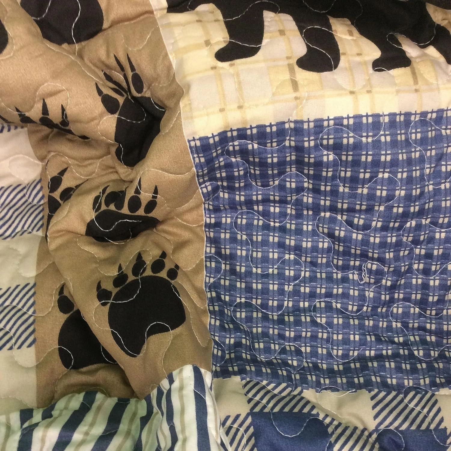 Virah Bella 3 Piece King Lodge Quilt Bedding Set - Black Bear Plaid - Rustic Cabin Country Reversible Camping Comforter Set with Decorative Pillow Shams, Blue/Black