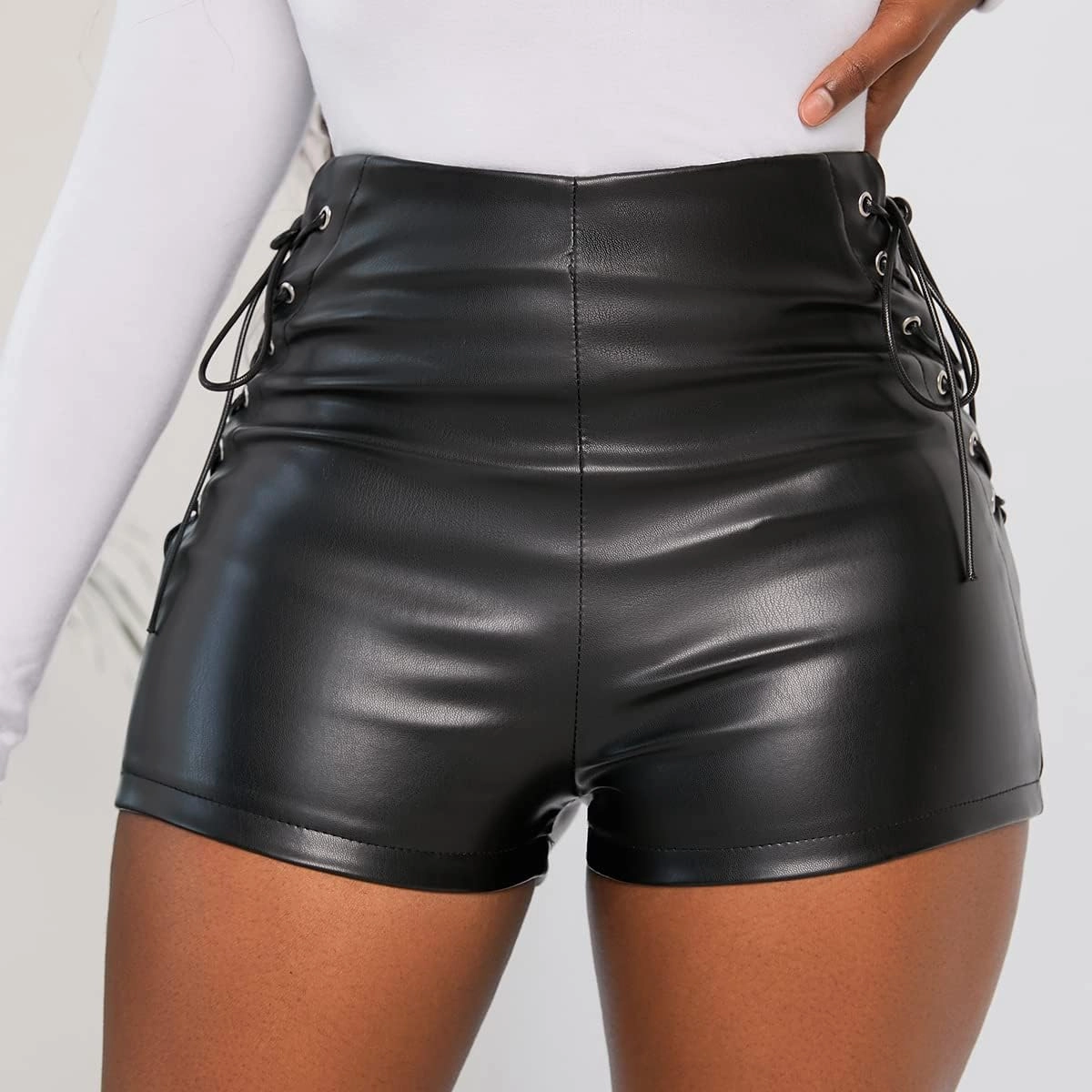 Women's PU Leather High Waisted Straight Leg Skinny Shorts Slim Faux Leather Stretch