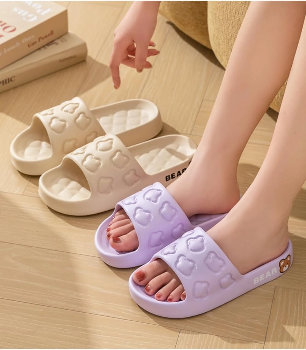 Women's Slippers Cute Bear Dog Cartoon Pattern Girl's Thick Soles Indoor Outdoor Slippers